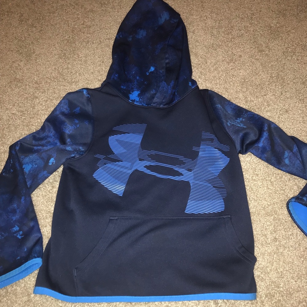 Boys 4/5t under armour hoodie